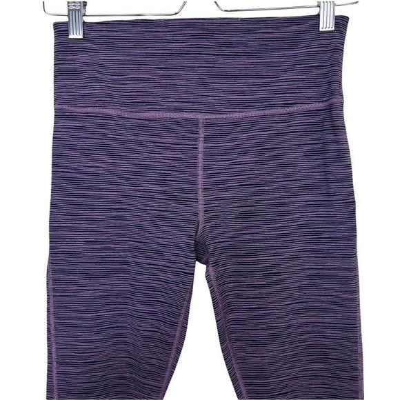 Athleta Ultimate Linear Lines Capri Striped Leggings Size Small Volcanic Violet - Picture 3 of 10